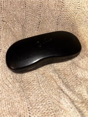 Ray-Ban Black Hard Sunglasses Case Clamshell Authentic
